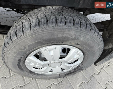 Зелений Мерседес Sprinter, об'ємом двигуна 2.69 л та пробігом 720 тис. км за 7600 $, фото 13 на Automoto.ua