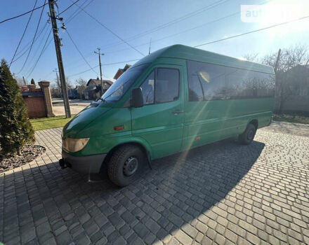 Зеленый Мерседес Sprinter, объемом двигателя 0 л и пробегом 450 тыс. км за 6500 $, фото 4 на Automoto.ua