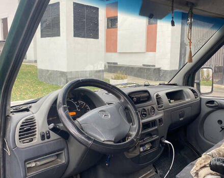 Мерседес Sprinter 2003 у Вараш (Кузнецовськ) на Automoto.ua Зелений Мерседес Sprinter, об'ємом двигуна 2.15 л та пробігом 673 тис. км за 6350 $, фото 5 на Automoto.ua