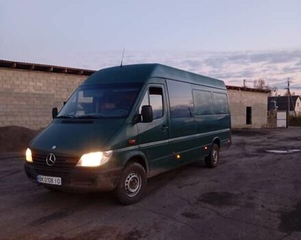 Зеленый Мерседес Sprinter, объемом двигателя 2.15 л и пробегом 6 тыс. км за 6000 $, фото 3 на Automoto.ua