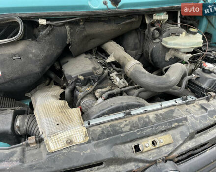 Зеленый Мерседес Sprinter, объемом двигателя 2.69 л и пробегом 400 тыс. км за 7950 $, фото 27 на Automoto.ua