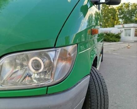 Зеленый Мерседес Sprinter, объемом двигателя 2.7 л и пробегом 540 тыс. км за 16700 $, фото 6 на Automoto.ua