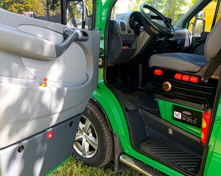 Зеленый Мерседес Sprinter, объемом двигателя 2.7 л и пробегом 540 тыс. км за 16700 $, фото 2 на Automoto.ua