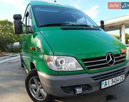 Зеленый Мерседес Sprinter, объемом двигателя 2.7 л и пробегом 540 тыс. км за 16700 $, фото 9 на Automoto.ua