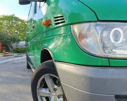 Зеленый Мерседес Sprinter, объемом двигателя 2.7 л и пробегом 540 тыс. км за 16700 $, фото 8 на Automoto.ua