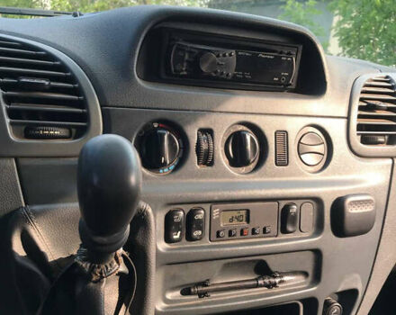 Зелений Мерседес Sprinter, об'ємом двигуна 2.7 л та пробігом 467 тис. км за 15000 $, фото 9 на Automoto.ua