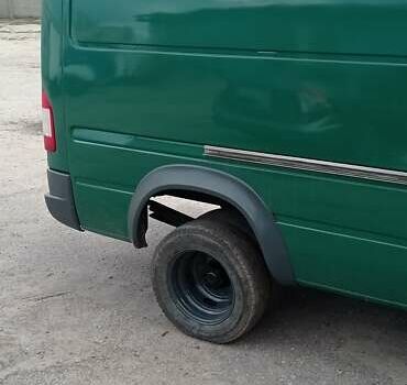 Зеленый Мерседес Sprinter, объемом двигателя 2.2 л и пробегом 450 тыс. км за 10000 $, фото 4 на Automoto.ua