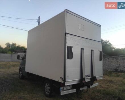 Зеленый Мерседес Sprinter, объемом двигателя 2.69 л и пробегом 450 тыс. км за 10300 $, фото 6 на Automoto.ua