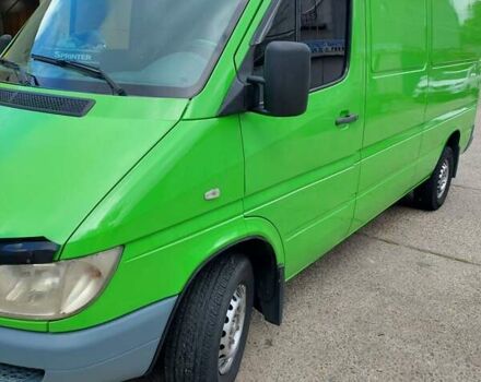 Зеленый Мерседес Sprinter, объемом двигателя 2.15 л и пробегом 568 тыс. км за 10200 $, фото 4 на Automoto.ua