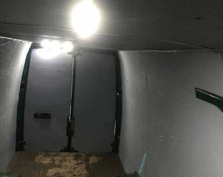 Зелений Мерседес Sprinter, об'ємом двигуна 2.7 л та пробігом 467 тис. км за 15000 $, фото 5 на Automoto.ua