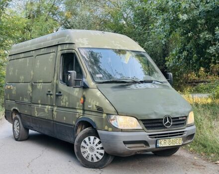 Зеленый Мерседес Sprinter, объемом двигателя 2.2 л и пробегом 280 тыс. км за 2800 $, фото 1 на Automoto.ua