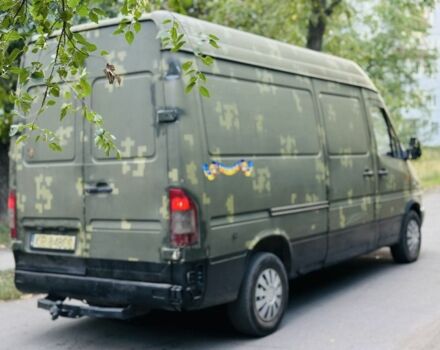 Зеленый Мерседес Sprinter, объемом двигателя 2.2 л и пробегом 280 тыс. км за 2800 $, фото 4 на Automoto.ua