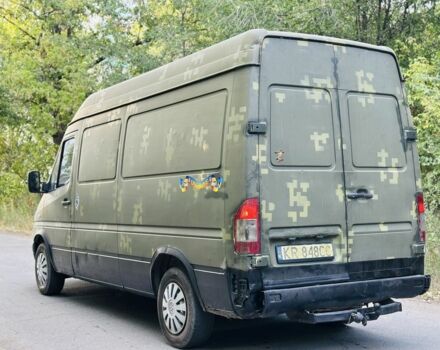 Зеленый Мерседес Sprinter, объемом двигателя 2.2 л и пробегом 280 тыс. км за 2800 $, фото 3 на Automoto.ua