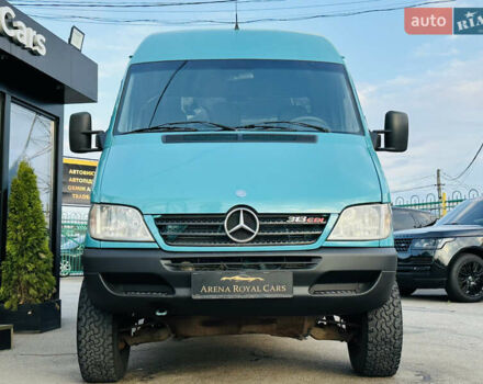 Зеленый Мерседес Sprinter, объемом двигателя 2.15 л и пробегом 150 тыс. км за 16700 $, фото 6 на Automoto.ua