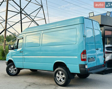 Зеленый Мерседес Sprinter, объемом двигателя 2.15 л и пробегом 150 тыс. км за 16700 $, фото 3 на Automoto.ua