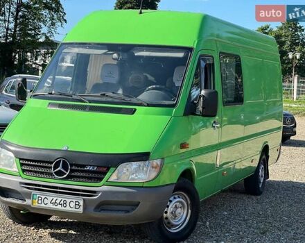 Зеленый Мерседес Sprinter, объемом двигателя 2.2 л и пробегом 212 тыс. км за 12300 $, фото 1 на Automoto.ua