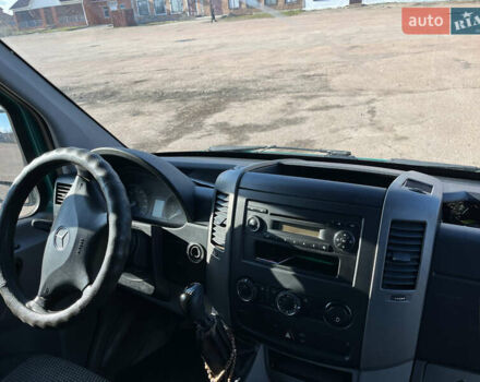 Зелений Мерседес Sprinter, об'ємом двигуна 0 л та пробігом 390 тис. км за 8500 $, фото 18 на Automoto.ua