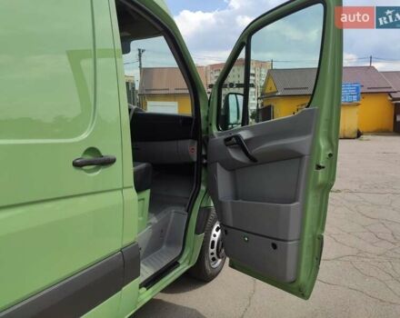 Зелений Мерседес Sprinter, об'ємом двигуна 0 л та пробігом 285 тис. км за 22600 $, фото 29 на Automoto.ua