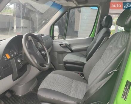 Зеленый Мерседес Sprinter, объемом двигателя 2.2 л и пробегом 267 тыс. км за 19999 $, фото 16 на Automoto.ua