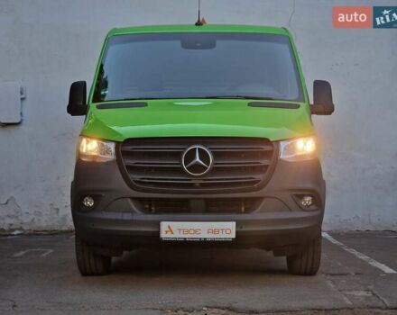 Зеленый Мерседес Sprinter, объемом двигателя 1.95 л и пробегом 143 тыс. км за 26990 $, фото 3 на Automoto.ua