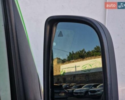 Зеленый Мерседес Sprinter, объемом двигателя 1.95 л и пробегом 143 тыс. км за 26990 $, фото 18 на Automoto.ua