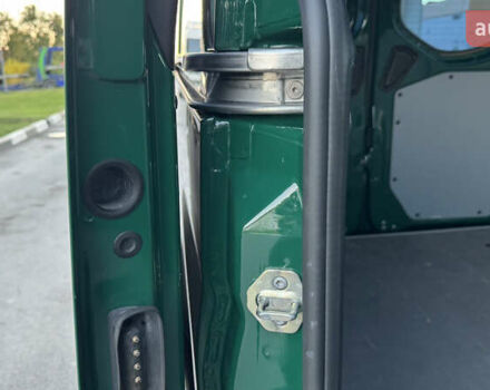 Зеленый Мерседес Sprinter, объемом двигателя 2.2 л и пробегом 271 тыс. км за 28700 $, фото 60 на Automoto.ua