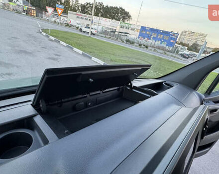 Зеленый Мерседес Sprinter, объемом двигателя 2.2 л и пробегом 271 тыс. км за 28700 $, фото 42 на Automoto.ua