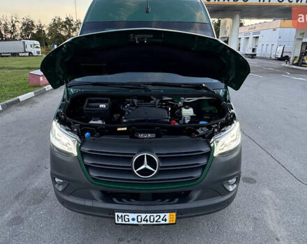 Зеленый Мерседес Sprinter, объемом двигателя 2.2 л и пробегом 271 тыс. км за 28700 $, фото 72 на Automoto.ua