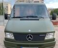 Зеленый Мерседес Sprinter, объемом двигателя 2.3 л и пробегом 200 тыс. км за 10000 $, фото 1 на Automoto.ua