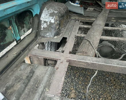 Зеленый Мерседес Sprinter, объемом двигателя 2.15 л и пробегом 480 тыс. км за 3999 $, фото 9 на Automoto.ua