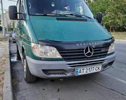 Зелений Мерседес Sprinter, об'ємом двигуна 2.15 л та пробігом 775 тис. км за 6300 $, фото 2 на Automoto.ua