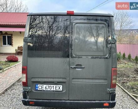 Зеленый Мерседес Sprinter, объемом двигателя 2.15 л и пробегом 600 тыс. км за 4500 $, фото 6 на Automoto.ua