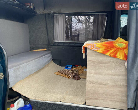 Зеленый Мерседес Sprinter, объемом двигателя 2.15 л и пробегом 17 тыс. км за 10000 $, фото 4 на Automoto.ua
