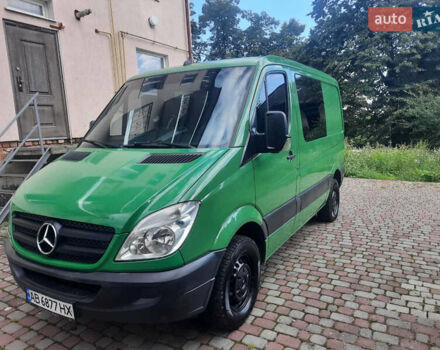 Зеленый Мерседес Sprinter, объемом двигателя 2.15 л и пробегом 420 тыс. км за 9300 $, фото 5 на Automoto.ua
