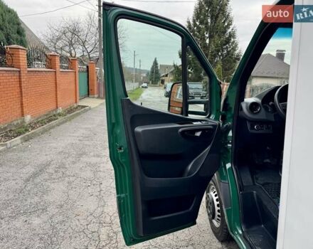Зелений Мерседес Sprinter, об'ємом двигуна 2.2 л та пробігом 170 тис. км за 31999 $, фото 21 на Automoto.ua