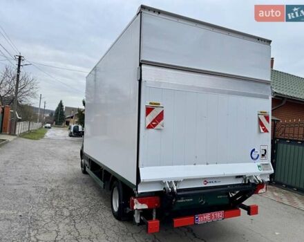 Зелений Мерседес Sprinter, об'ємом двигуна 2.2 л та пробігом 170 тис. км за 31999 $, фото 4 на Automoto.ua