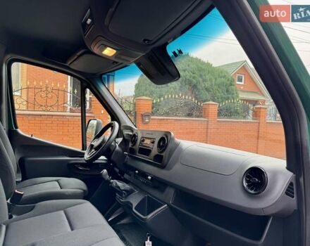 Зелений Мерседес Sprinter, об'ємом двигуна 2.2 л та пробігом 170 тис. км за 31999 $, фото 33 на Automoto.ua