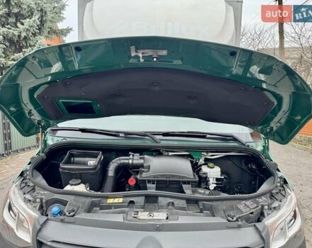 Зелений Мерседес Sprinter, об'ємом двигуна 2.2 л та пробігом 170 тис. км за 31999 $, фото 41 на Automoto.ua