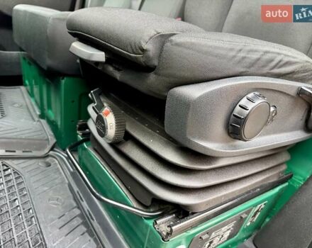 Зелений Мерседес Sprinter, об'ємом двигуна 2.2 л та пробігом 170 тис. км за 31999 $, фото 25 на Automoto.ua