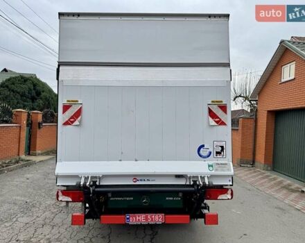 Зелений Мерседес Sprinter, об'ємом двигуна 2.2 л та пробігом 170 тис. км за 31999 $, фото 5 на Automoto.ua