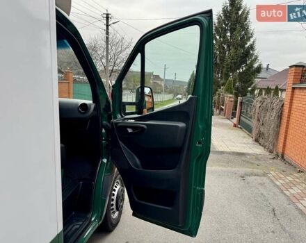 Зелений Мерседес Sprinter, об'ємом двигуна 2.2 л та пробігом 170 тис. км за 31999 $, фото 32 на Automoto.ua