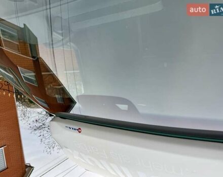 Зелений Мерседес Sprinter, об'ємом двигуна 2.2 л та пробігом 170 тис. км за 31999 $, фото 9 на Automoto.ua