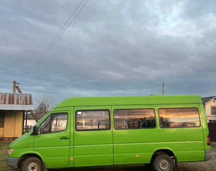 Зелений Мерседес Sprinter, об'ємом двигуна 2.87 л та пробігом 740 тис. км за 6000 $, фото 2 на Automoto.ua