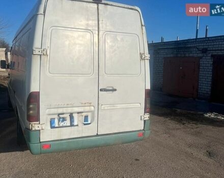 Зеленый Мерседес Sprinter, объемом двигателя 1.87 л и пробегом 731 тыс. км за 4700 $, фото 3 на Automoto.ua