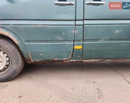 Мерседес Sprinter 2005 в Кривом Роге на Automoto.ua Зеленый Мерседес Sprinter, объемом двигателя 2.15 л и пробегом 1 тыс. км за 2600 $, фото 4 на Automoto.ua