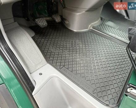 Зеленый Мерседес Sprinter, объемом двигателя 0 л и пробегом 165 тыс. км за 26750 $, фото 34 на Automoto.ua