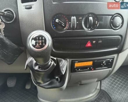 Зеленый Мерседес Sprinter, объемом двигателя 0 л и пробегом 165 тыс. км за 26750 $, фото 43 на Automoto.ua