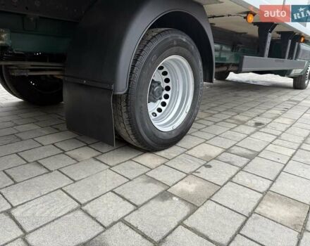 Зеленый Мерседес Sprinter, объемом двигателя 0 л и пробегом 165 тыс. км за 26750 $, фото 16 на Automoto.ua