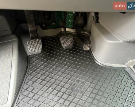 Зеленый Мерседес Sprinter, объемом двигателя 0 л и пробегом 165 тыс. км за 26750 $, фото 35 на Automoto.ua