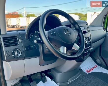 Зелений Мерседес Sprinter, об'ємом двигуна 2.1 л та пробігом 326 тис. км за 24900 $, фото 26 на Automoto.ua